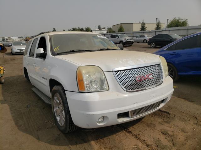 GMC YUKON 2007 with VIN 1GKFC13J57J104536 - Photo from auction