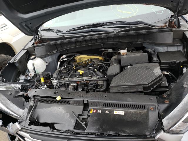 Photo 7 from auction – 2018 HYUNDAI TUCSON SE with VIN KM8J2CA49JU755722