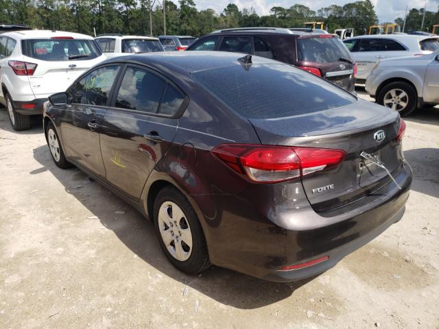 Photo 3 from auction – 2017 KIA FORTE LX with VIN 3KPFK4A73HE049509