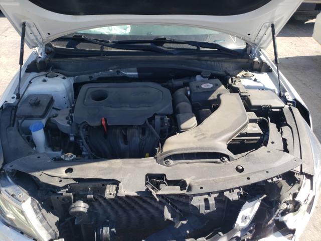 Photo 7 from auction – 2019 KIA OPTIMA LX with VIN 5XXGT4L35KG346016