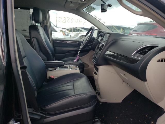 Photo 5 from auction – 2015 CHRYSLER TOWN & COU with VIN 2C4RC1BG4FR711620