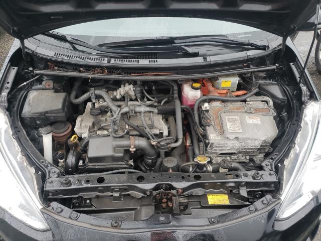 Photo 7 from auction – 2015 TOYOTA PRIUS C with VIN JTDKDTB35F1093798