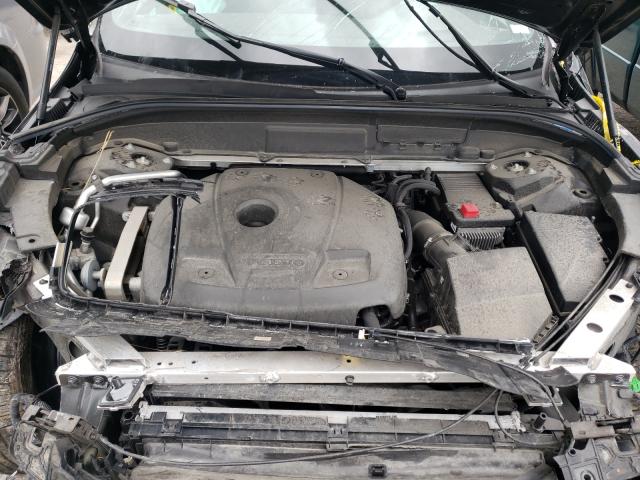 Photo 7 from auction – 2018 VOLVO XC60 T5 IN with VIN YV4102RL7J1017691