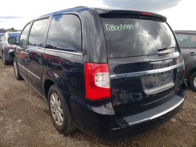 Photo 3 from auction – 2015 CHRYSLER TOWN & COU with VIN 2C4RC1BG4FR711620