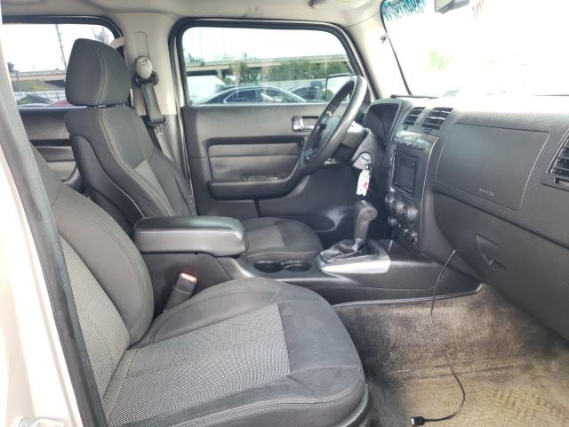 Photo 5 from auction – 2007 HUMMER H3 with VIN 5GTDN13E078144362