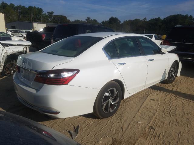 Photo 4 from auction – 2017 HONDA ACCORD with VIN 1HGCR2F37HA050157