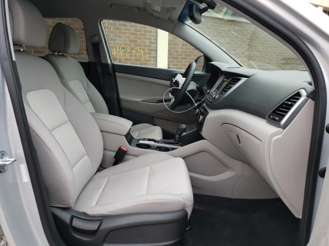 Photo 5 from auction – 2017 HYUNDAI TUCSON LIM with VIN KM8J3CA44HU390499