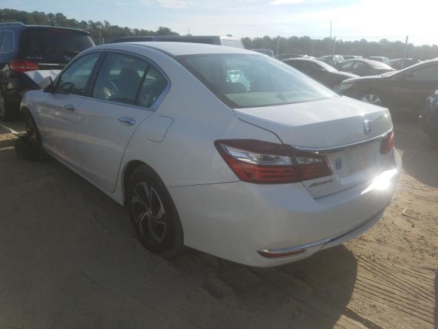 Photo 3 from auction – 2017 HONDA ACCORD with VIN 1HGCR2F37HA050157