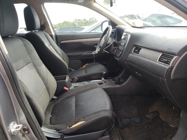 Photo 5 from auction – 2014 MITSUBISHI OUTLANDER with VIN JA4AD2A30EZ010988