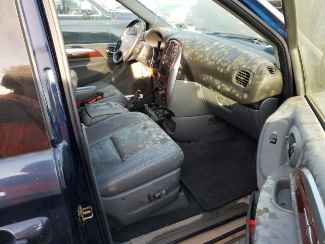Photo 9 from auction – 2006 CHRYSLER TOWN & COU with VIN 2A4GP64LX6R739998