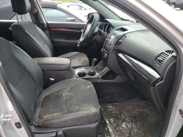 Photo 5 from auction – 2012 KIA SORENTO EX with VIN 5XYKU3A69CG293865