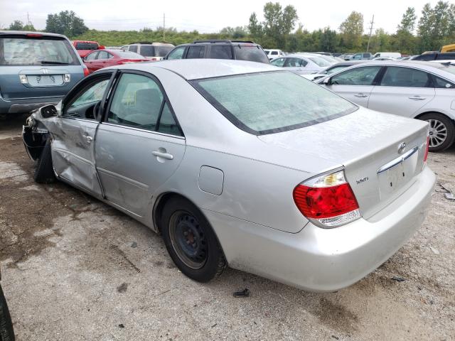 Photo 3 from auction – 2005 TOYOTA CAMRY LE with VIN 4T1BE32K75U074991