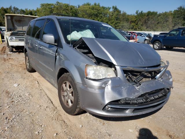 CHRYSLER TOWN & COU 2013 with VIN 2C4RC1BG4DR657541 - Photo from auction