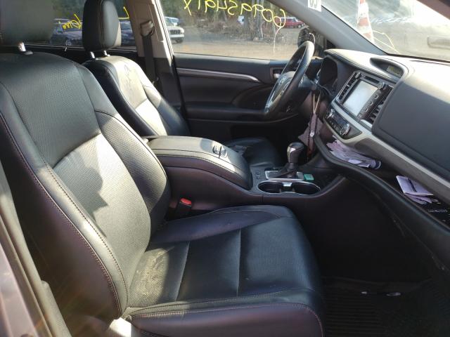 Photo 5 from auction – 2019 TOYOTA HIGHLANDER with VIN 5TDDGRFH3KS068789
