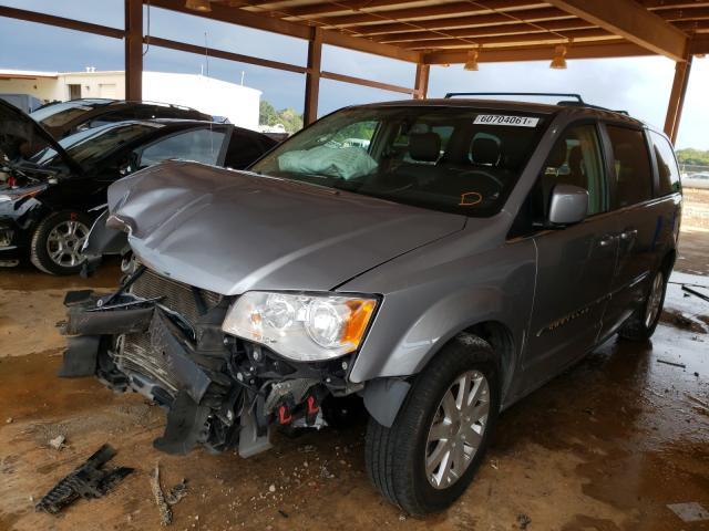 Photo 2 from auction – 2016 CHRYSLER TOWN & COU with VIN 2C4RC1BG5GR298947