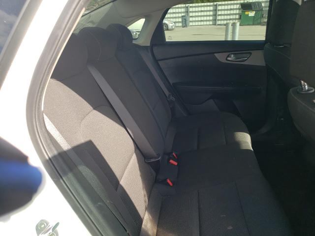 Photo 6 from auction – 2019 KIA FORTE FE with VIN 3KPF24AD5KE096313