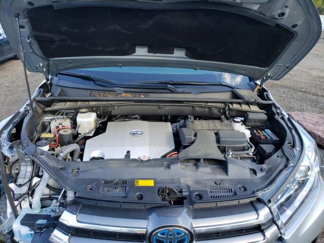 Photo 7 from auction – 2019 TOYOTA HIGHLANDER with VIN 5TDDGRFH3KS068789