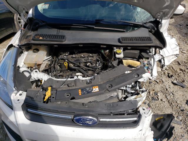 Photo 7 from auction – 2016 FORD ESCAPE SE with VIN 1FMCU9GX8GUB85146