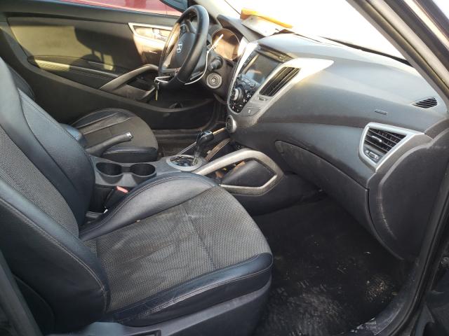 Photo 5 from auction – 2013 HYUNDAI VELOSTER with VIN KMHTC6AD5DU145005