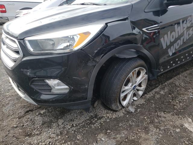 Photo 9 from auction – 2017 FORD ESCAPE SE with VIN 1FMCU9GD0HUD33765