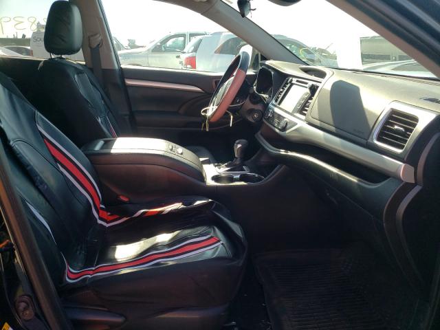 Photo 5 from auction – 2019 TOYOTA HIGHLANDER with VIN 5TDBZRFH5KS727571