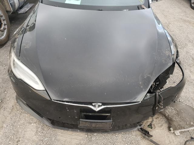 Photo 7 from auction – 2017 TESLA MODEL S with VIN 5YJSA1E17HF232749