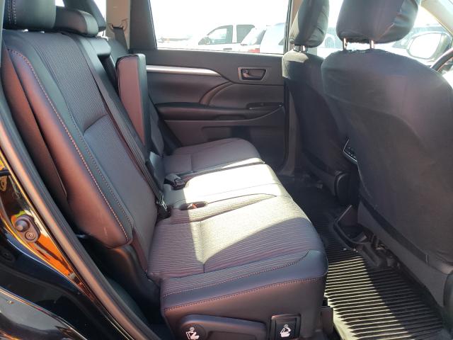 Photo 6 from auction – 2019 TOYOTA HIGHLANDER with VIN 5TDBZRFH5KS727571