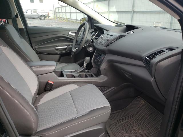 Photo 5 from auction – 2017 FORD ESCAPE SE with VIN 1FMCU9GD0HUD33765