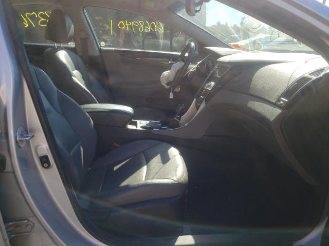 Photo 5 from auction – 2011 HYUNDAI SONATA SE with VIN 5NPEC4AB6BH279027