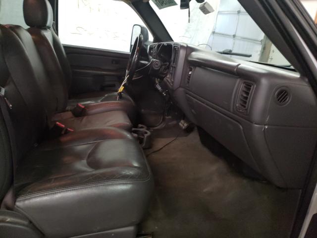 Photo 5 from auction – 2004 CHEVROLET SILVERADO with VIN 1GCHK29144E186932