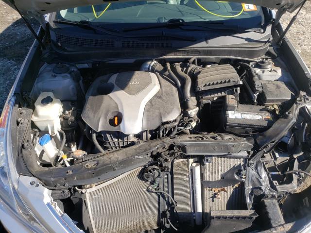 Photo 7 from auction – 2011 HYUNDAI SONATA SE with VIN 5NPEC4AB6BH279027