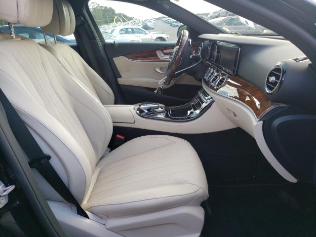 Photo 5 from auction – 2018 MERCEDES-BENZ E 300 4MAT with VIN WDDZF4KB7JA459250
