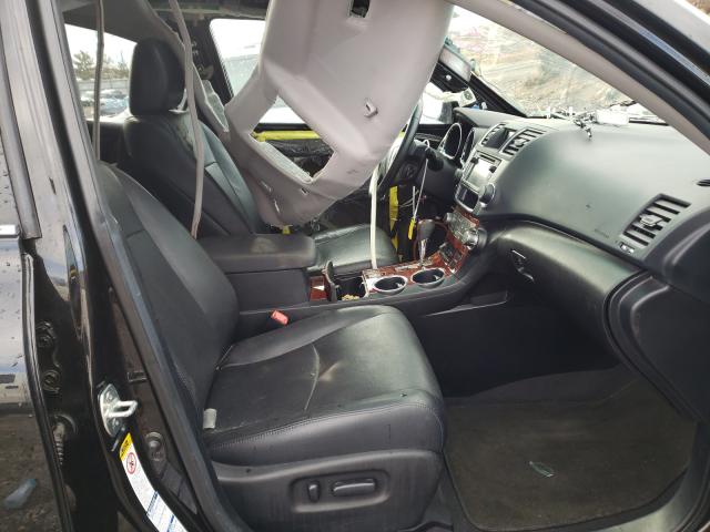 Photo 5 from auction – 2013 TOYOTA HIGHLANDER with VIN 5TDDK3EH7DS274388