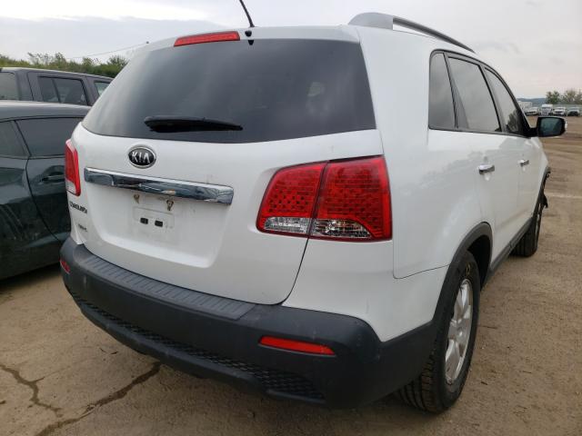 Photo 4 from auction – 2013 KIA SORENTO LX with VIN 5XYKTDA28DG405188