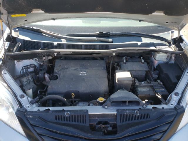 Photo 7 from auction – 2013 TOYOTA SIENNA with VIN 5TDZK3DC3DS326806