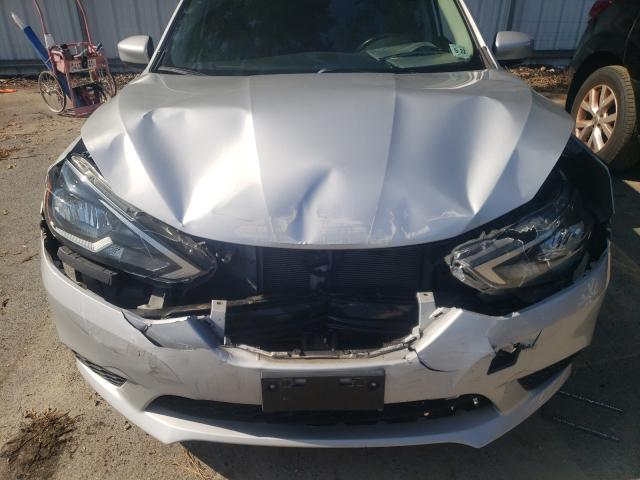 Photo 7 from auction – 2017 NISSAN SENTRA S with VIN 3N1AB7AP0HL641931