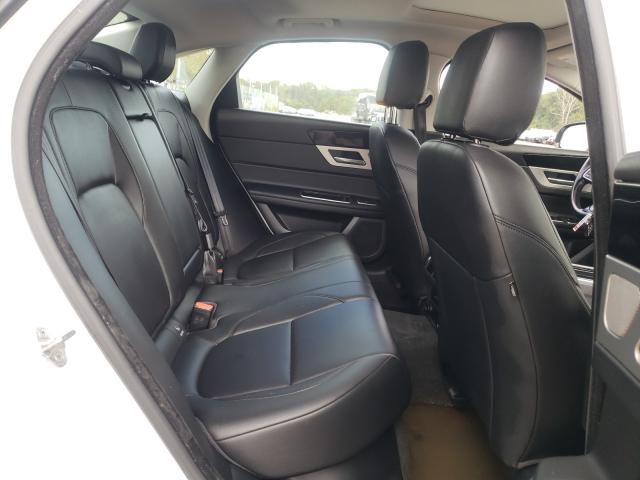 Photo 6 from auction – 2018 JAGUAR XF PREMIUM with VIN SAJBJ4FXXJCY64248
