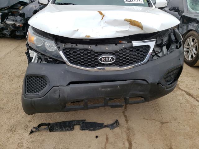 Photo 9 from auction – 2013 KIA SORENTO LX with VIN 5XYKTDA28DG405188