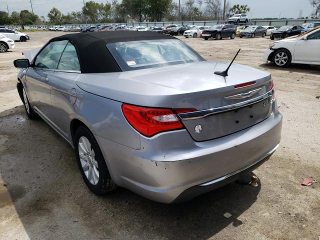 Photo 3 from auction – 2013 CHRYSLER 200 TOURIN with VIN 1C3BCBEBXDN580828