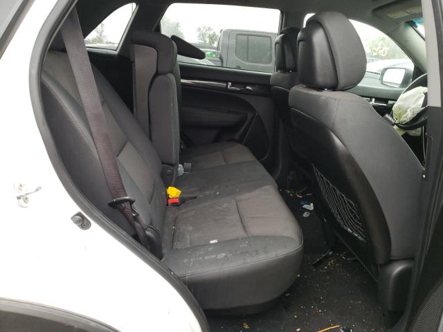 Photo 6 from auction – 2013 KIA SORENTO LX with VIN 5XYKTDA28DG405188
