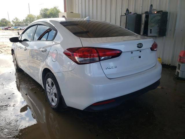 Photo 3 from auction – 2017 KIA FORTE LX with VIN 3KPFL4A72HE097807