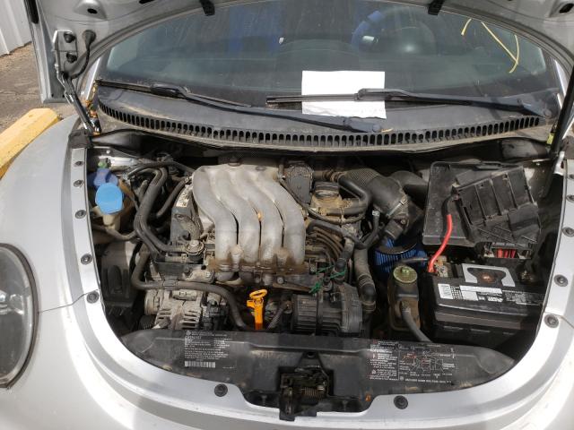Photo 7 from auction – 2002 VOLKSWAGEN BEETLE with VIN 3VWCK21C62M409208