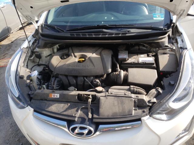 Photo 7 from auction – 2016 HYUNDAI ELANTRA SE with VIN 5NPDH4AE0GH754668