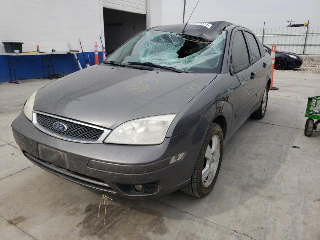 Photo 2 from auction – 2005 FORD FOCUS ZX4 with VIN 1FAFP34N35W144780