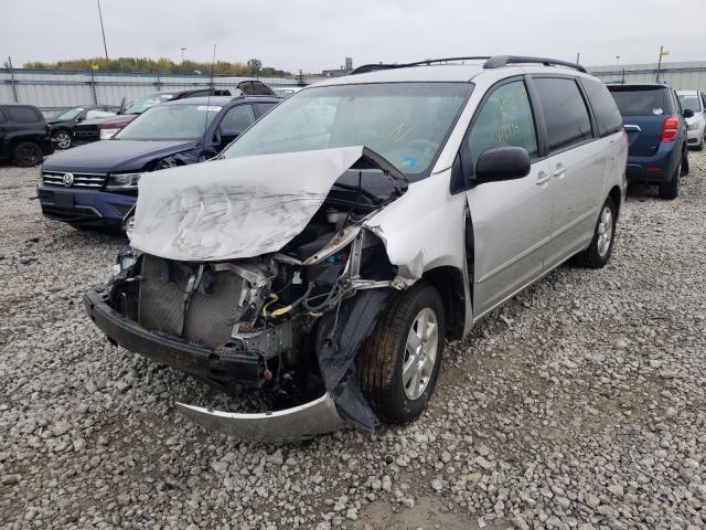 Photo 4 from auction – 2010 TOYOTA SIENNA CE with VIN 5TDKK4CC9AS342433