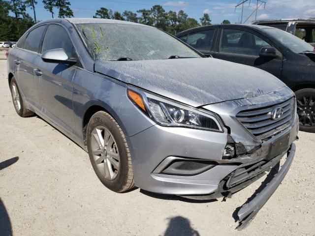 HYUNDAI SONATA SE 2017 with VIN 5NPE24AF5HH535513 - Photo from auction
