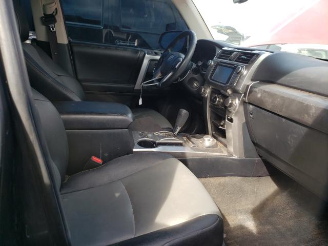 Photo 5 from auction – 2018 TOYOTA 4RUNNER SR with VIN JTEBU5JR7J5517870