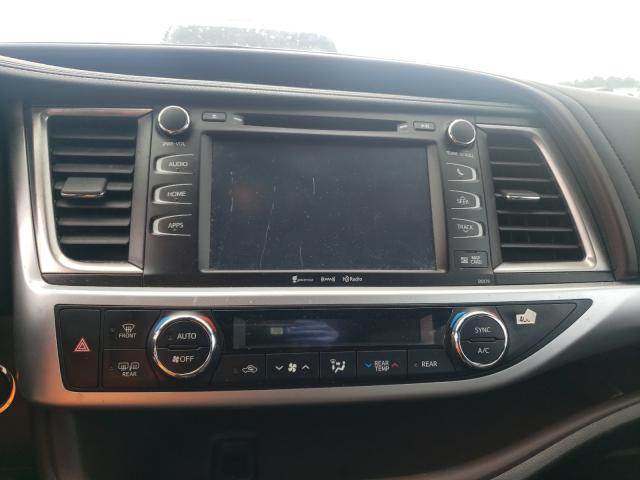 Photo 9 from auction – 2018 TOYOTA HIGHLANDER with VIN 5TDJZRFH2JS532618