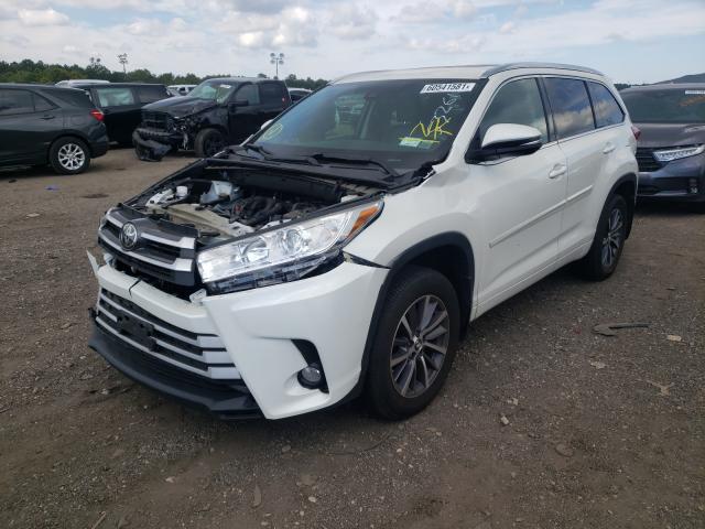 Photo 2 from auction – 2018 TOYOTA HIGHLANDER with VIN 5TDJZRFH2JS532618