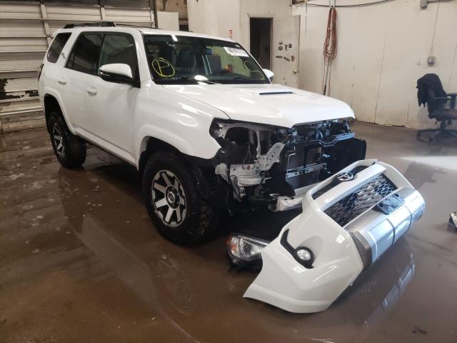TOYOTA 4RUNNER SR 2019 with VIN JTEBU5JR9K5714704 - Photo from auction